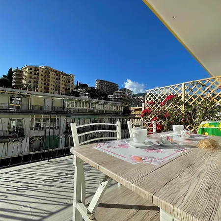 Wh - Un Posto Al Sole - Attico Monolocale Con Parcheggio Gratuito - 5 Minuti Dal Centro - Wifi Apartment
